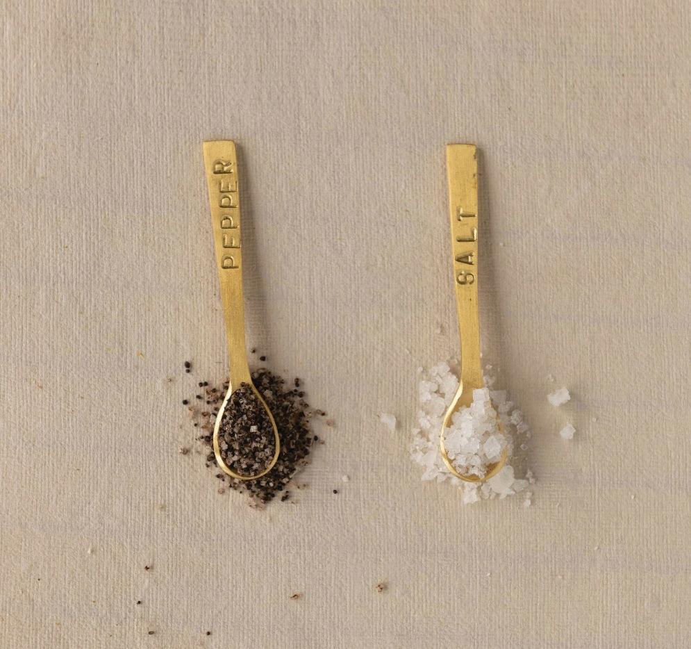 Salt & Pepper Spoons Set Cozy Cottage