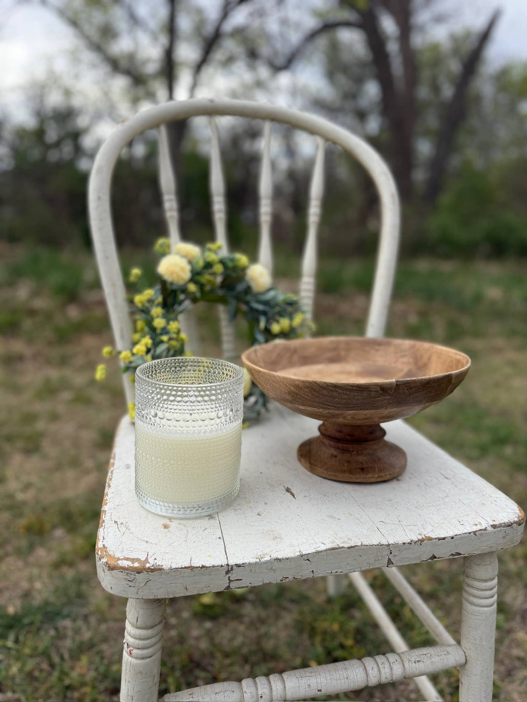 Classic Wood Pedestal Bowl