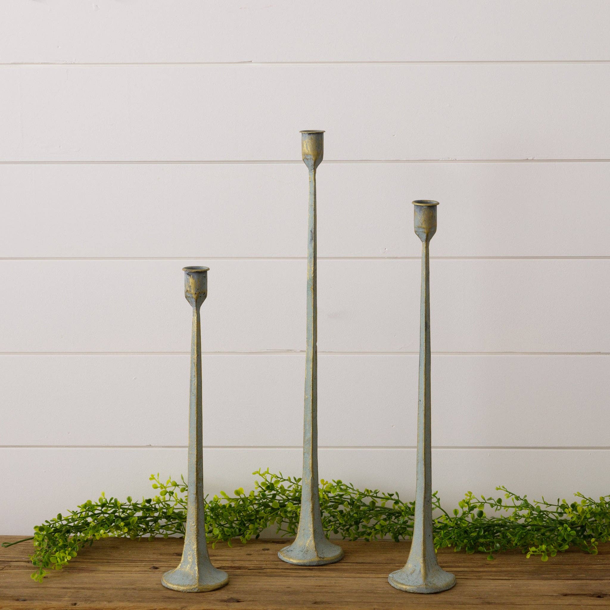 Med Metal Verde Green Patina Candle Holder