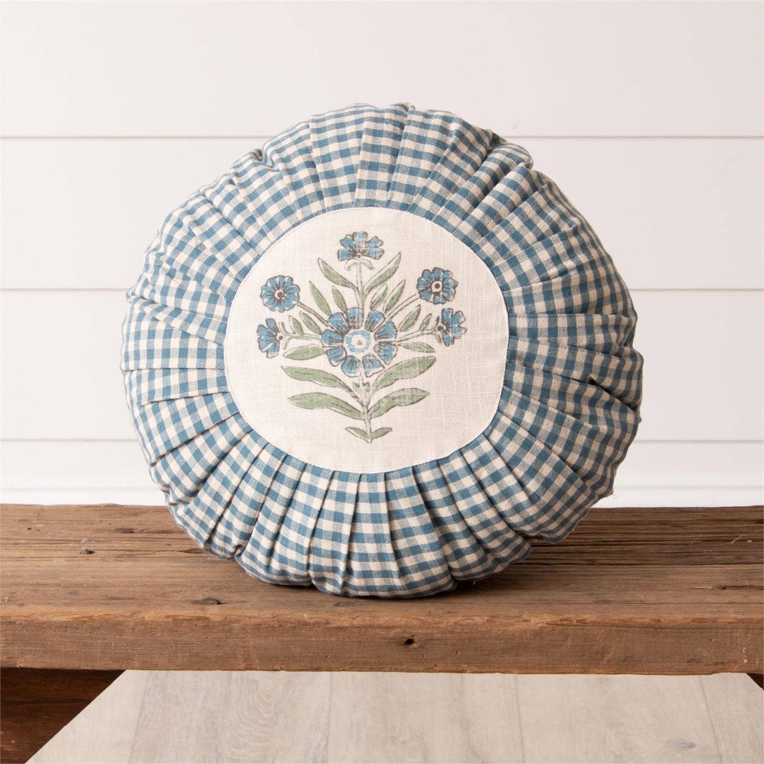 Round Pleated Pillow