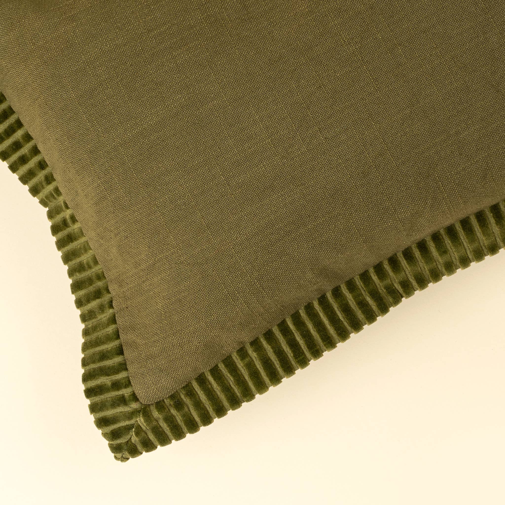 21x12 Corded Velvet Edge Pillow Moss