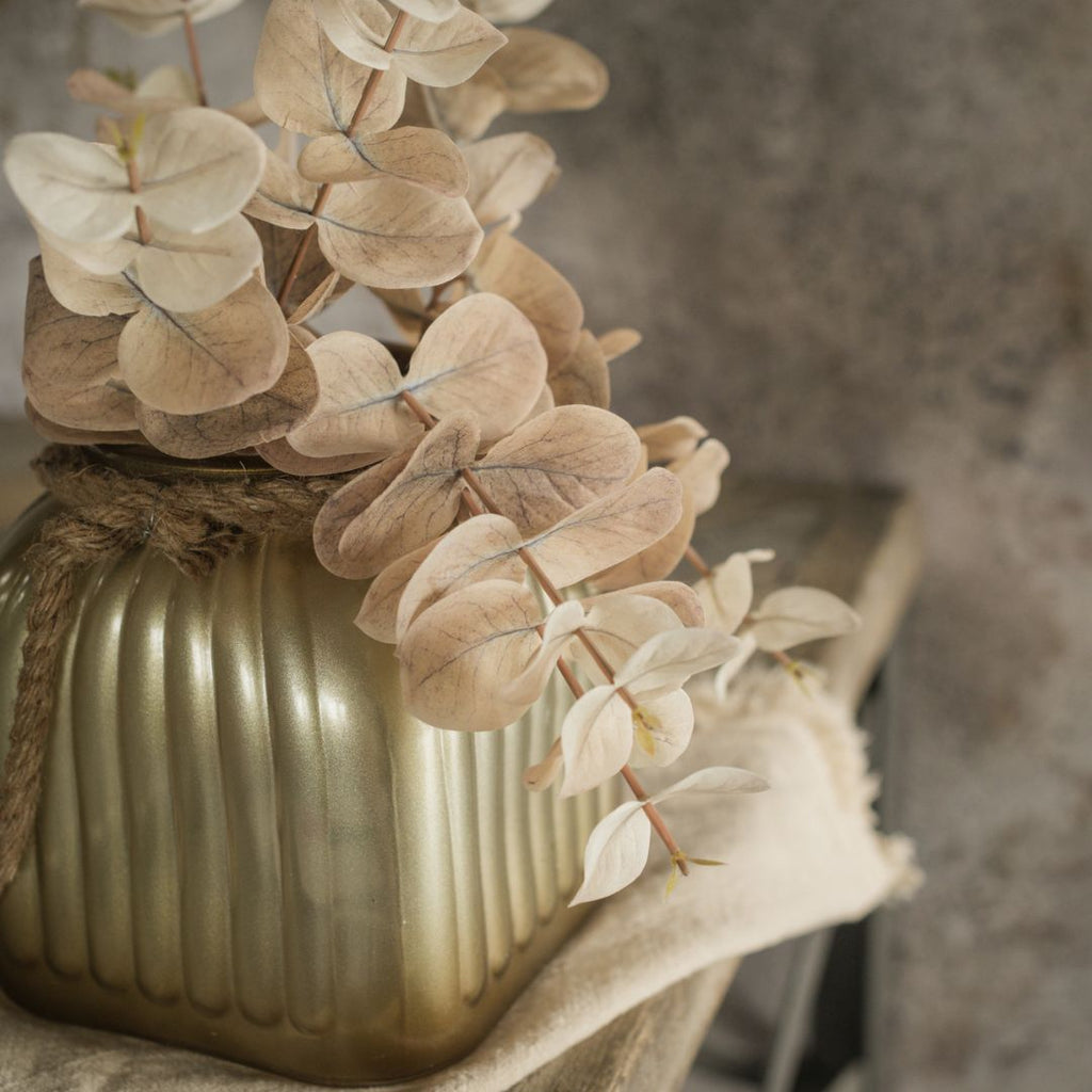 14" Pale Green Eucalyptus Spray