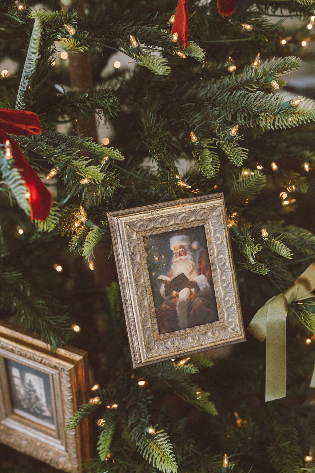 Classic Santa Framed Antique Art