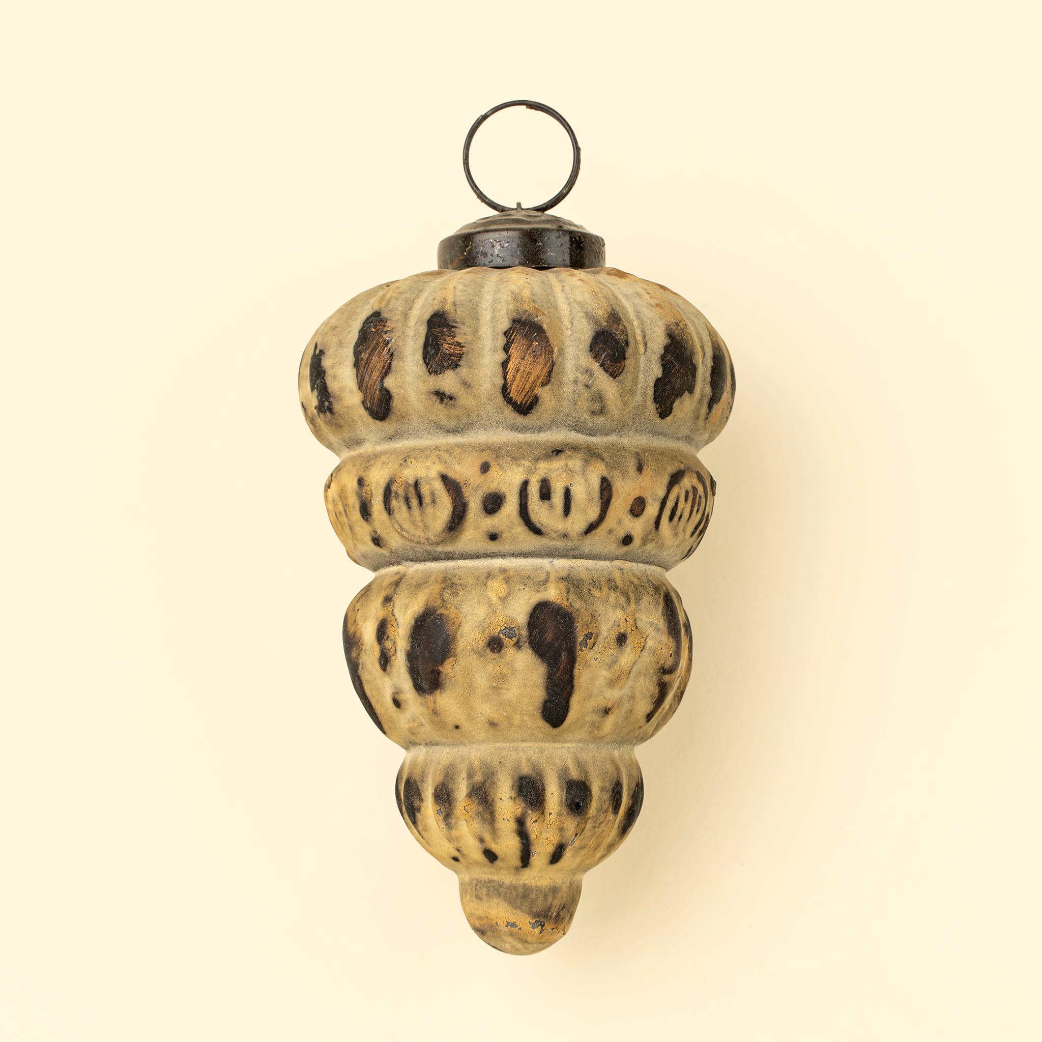 Heirloom Drop Rustic Green
