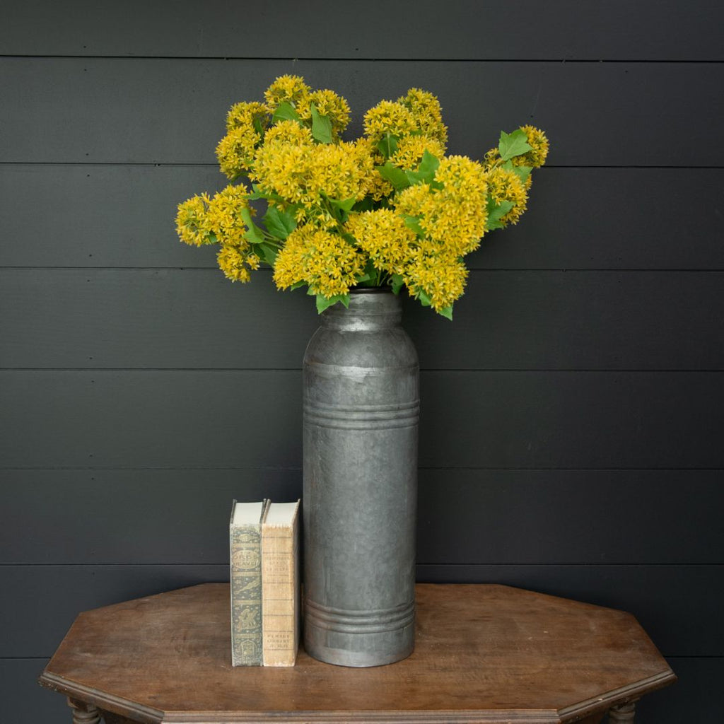 29" Yellow Snowball Spray