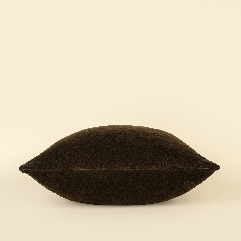 20x20 Vera Luxe Velvet Pillow Green
