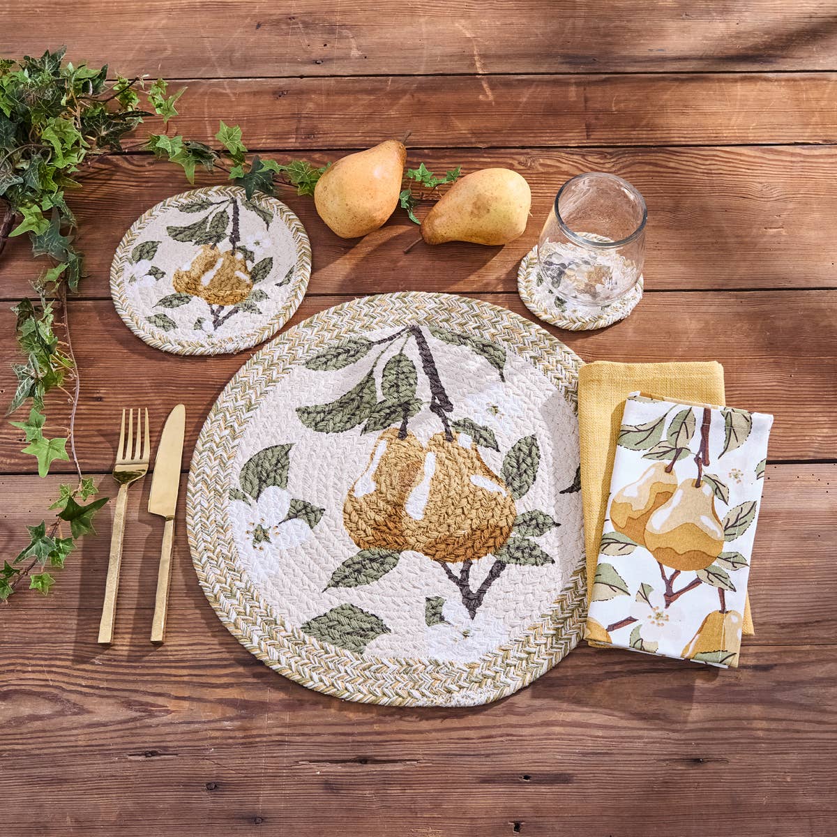 Golden Pear Printed Braided Placemat