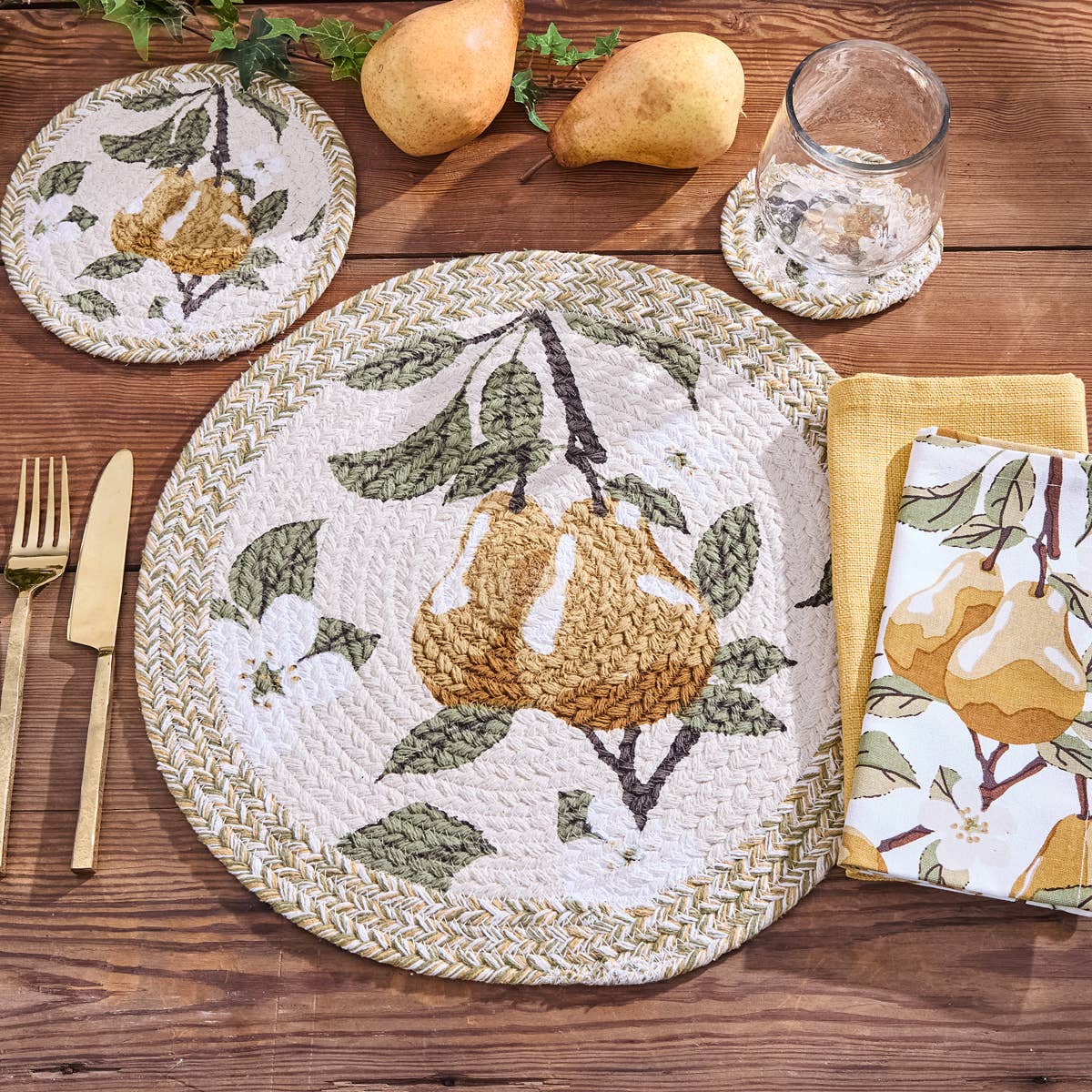Golden Pear Printed Braided Placemat