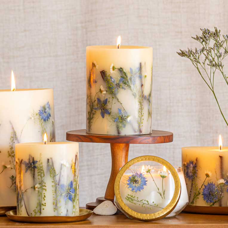 Signature Botanical Candle - Sea Salt Mist