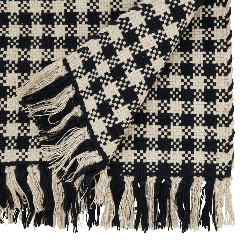Classic Houndstooth Fringe Table Runner