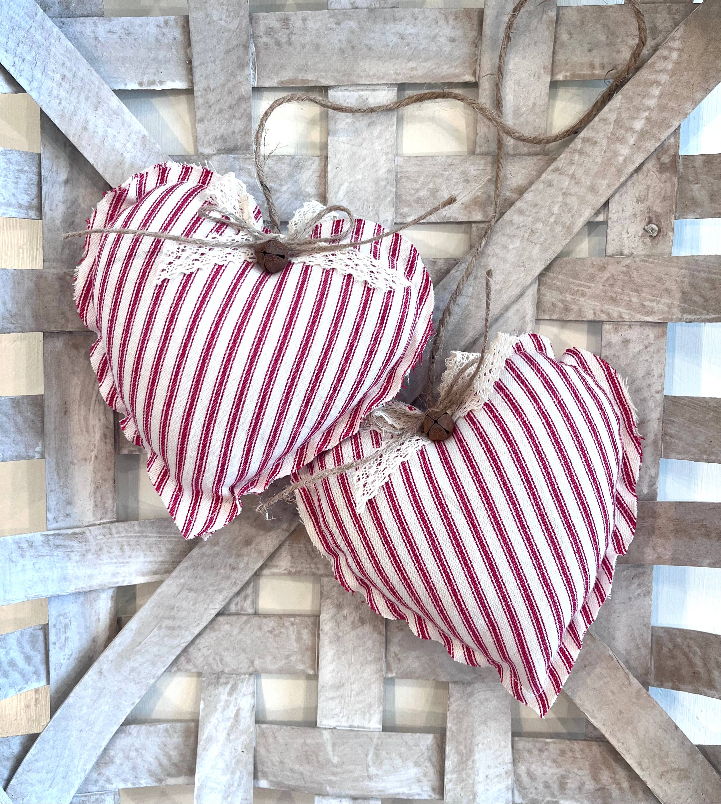 Valentine Rustic Hanging Hearts | Red Ticking
