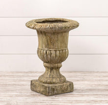 Calyx Krater Planter Urn | 21.5"