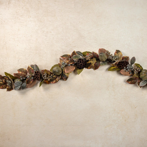 6' Green Berry Gourd & Lotus Garland