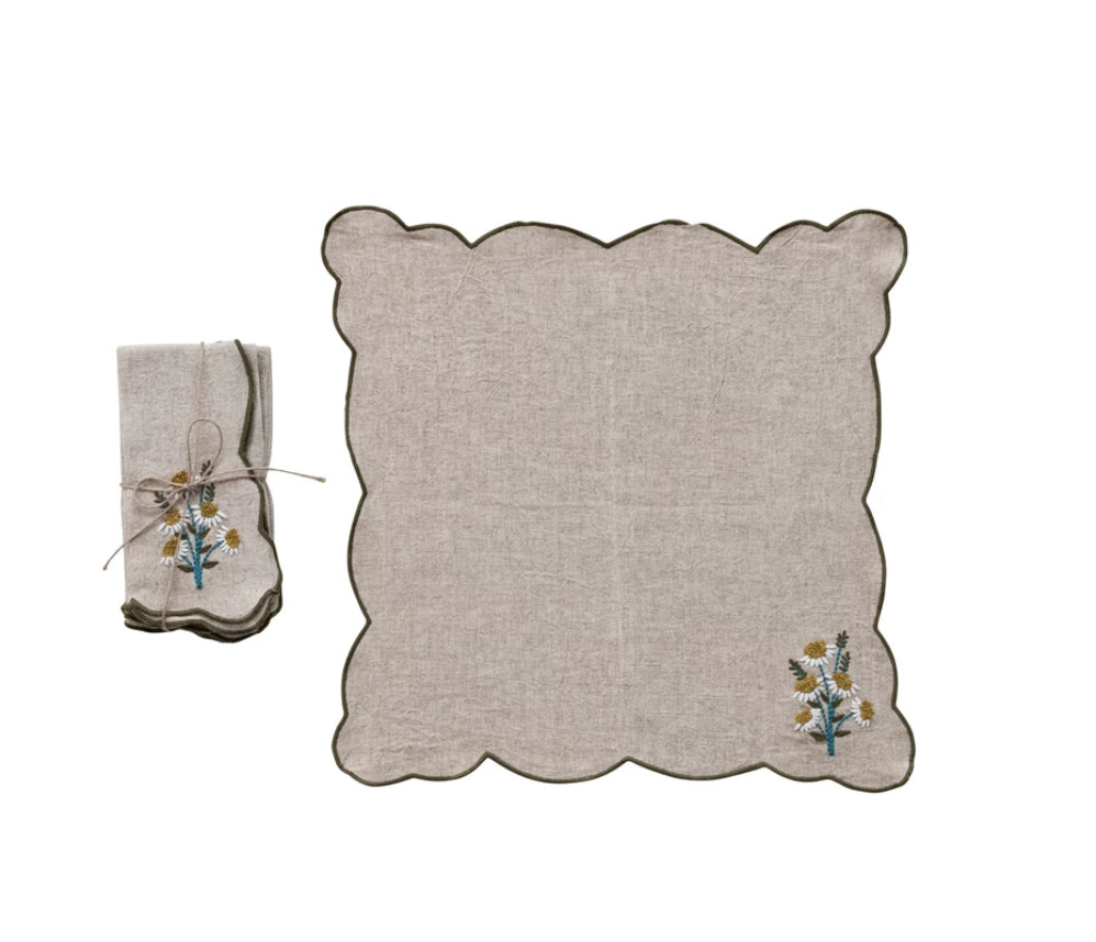 Scalloped Napkins S/4