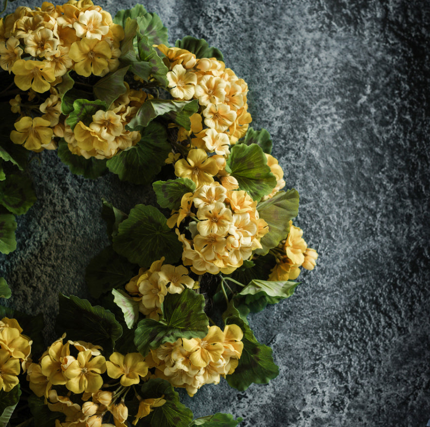 22" Yellow Geranium Wreath