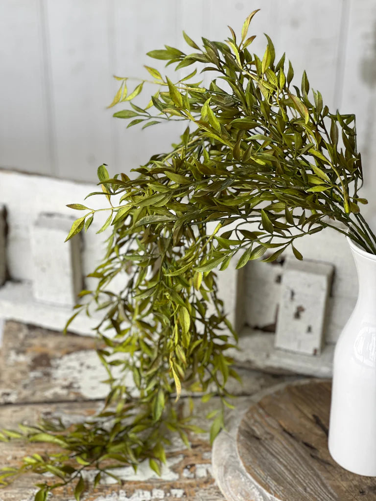 32" Smilax Hanging  GR
