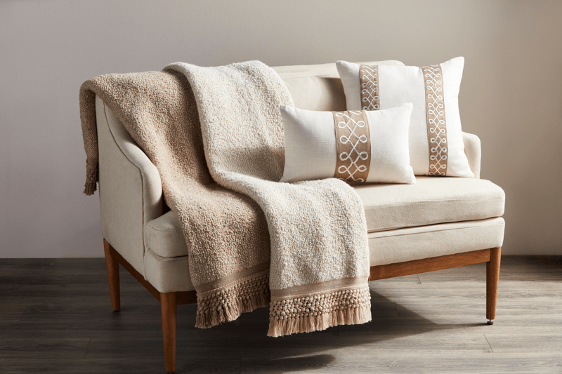 Cream Throw W/ Tassels