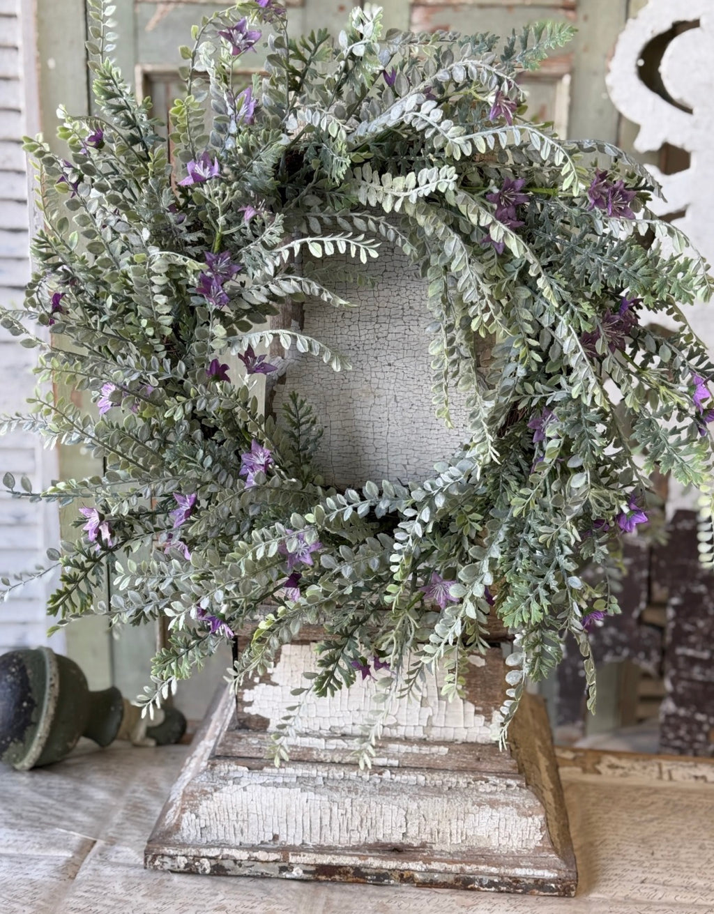 24" Bellflower Wreath