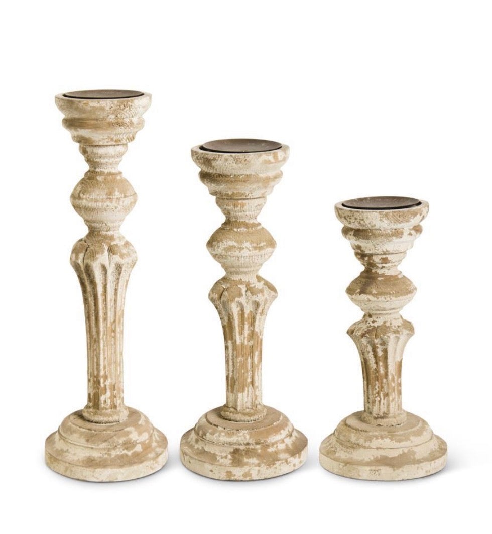Med Distressed Wood Candleholder