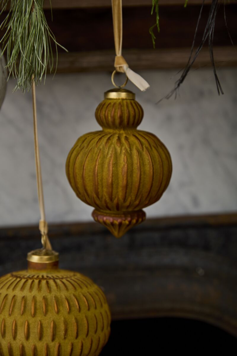 5.5" Nutmeg Ornament