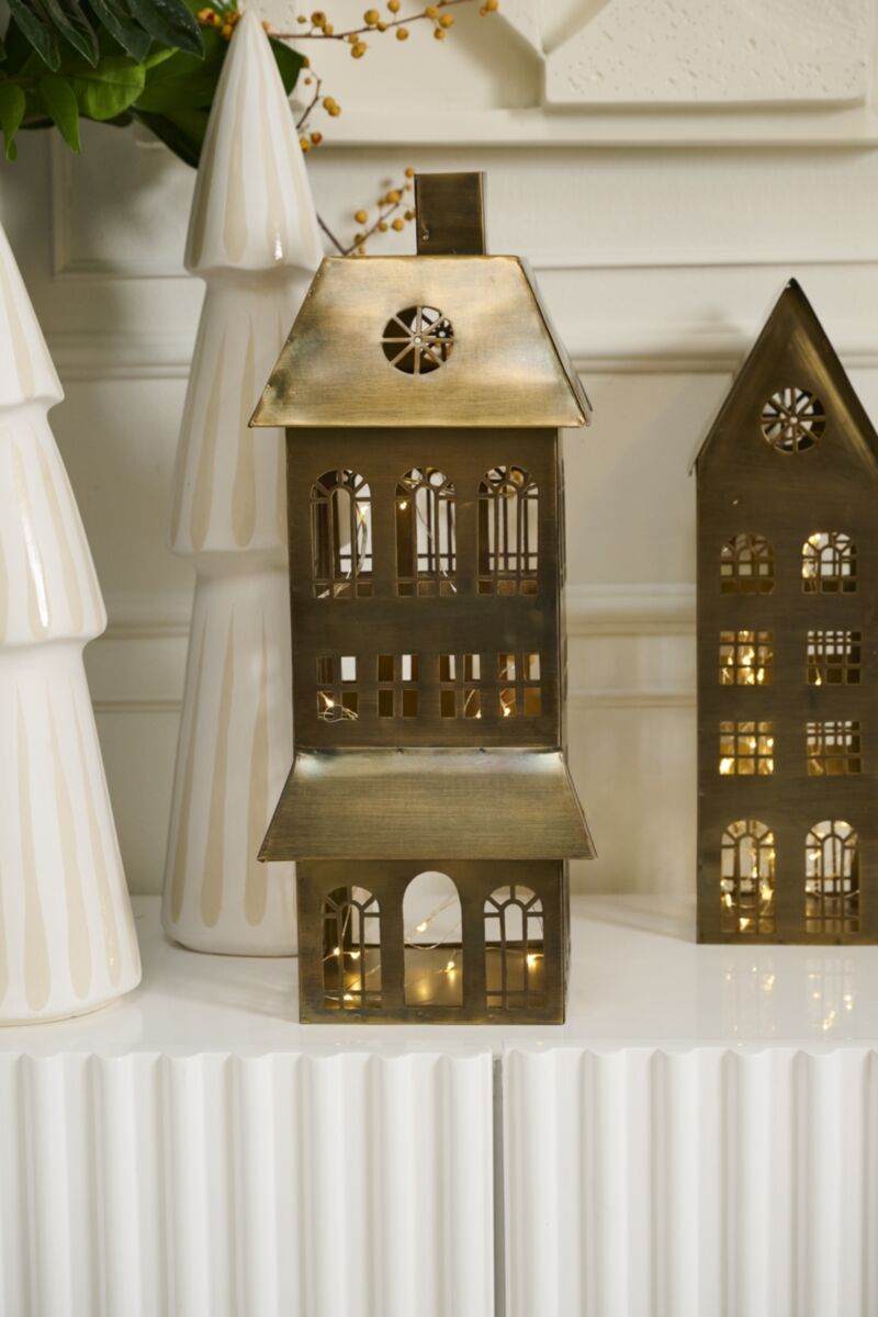 18" Township House