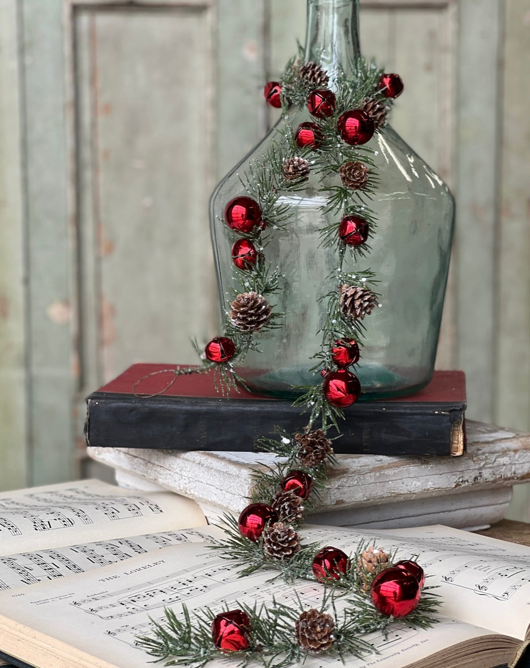 52" Cantata Pine & Bell Garland
