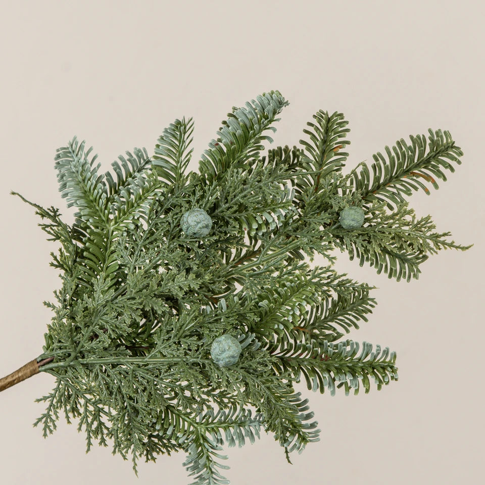 16" Cedar & Hemlock Pick