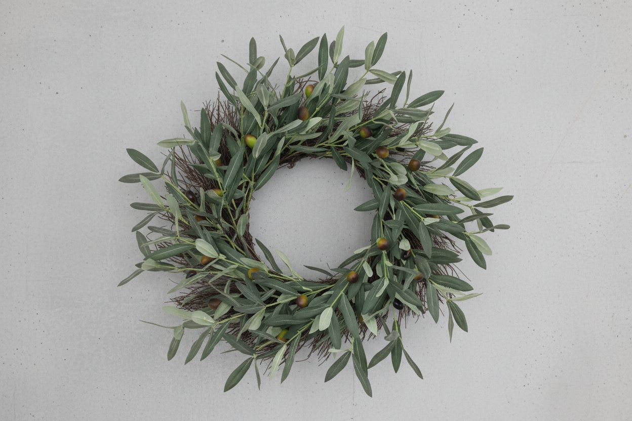 Italian Oliver Wreath 24in