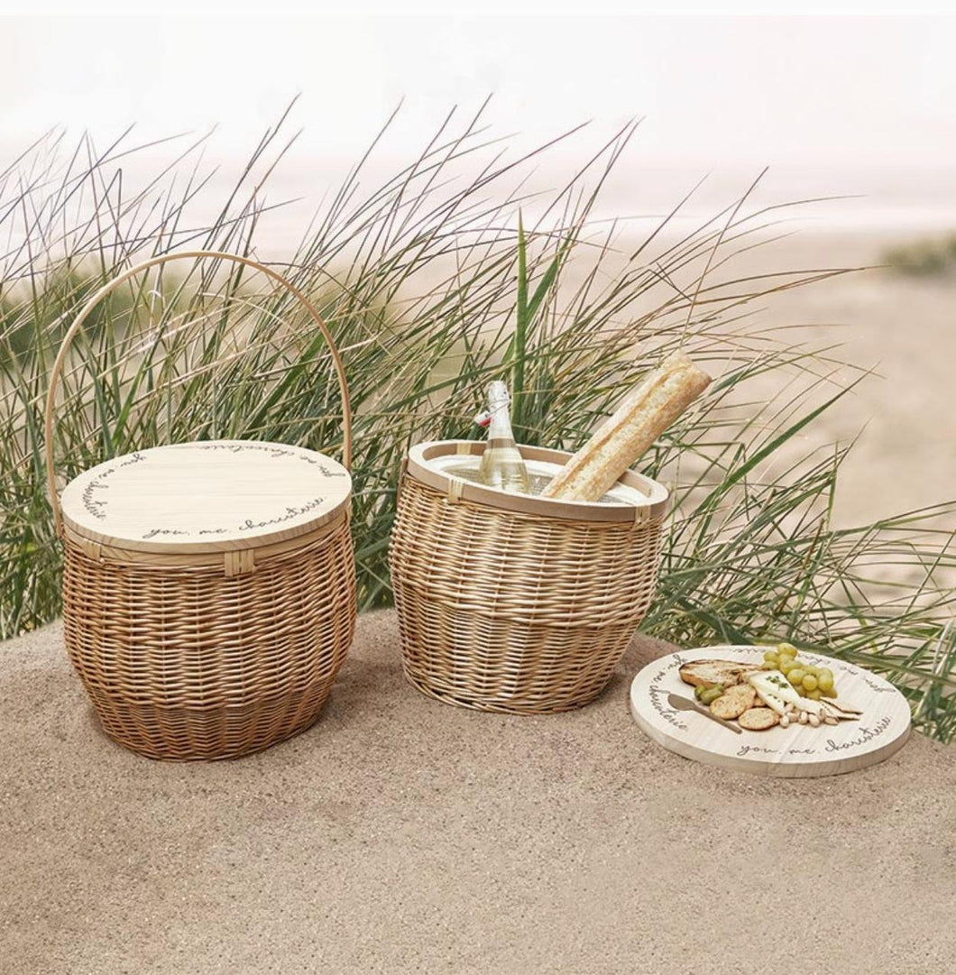 Picnic Basket Table - You, Me & Charcuterie