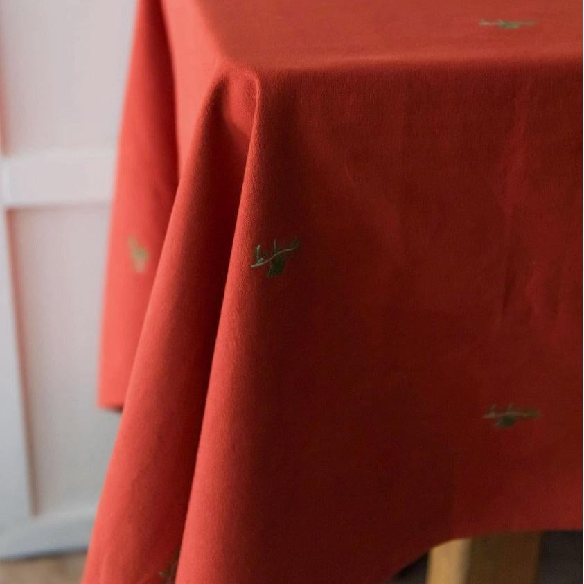 Red_Green_Table_Cloth
