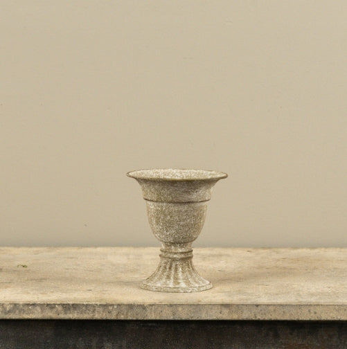 Mallory Urn