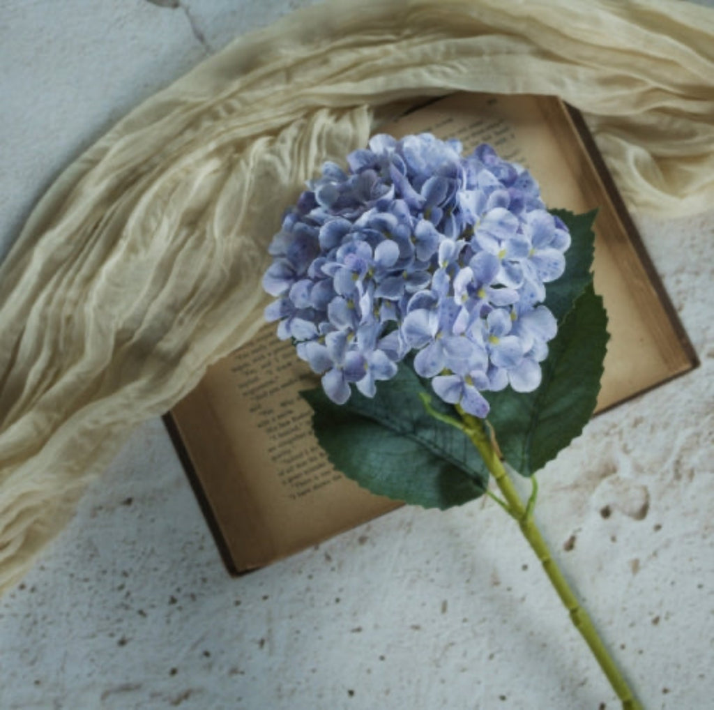 25" Light Purple Hydrangea Stem