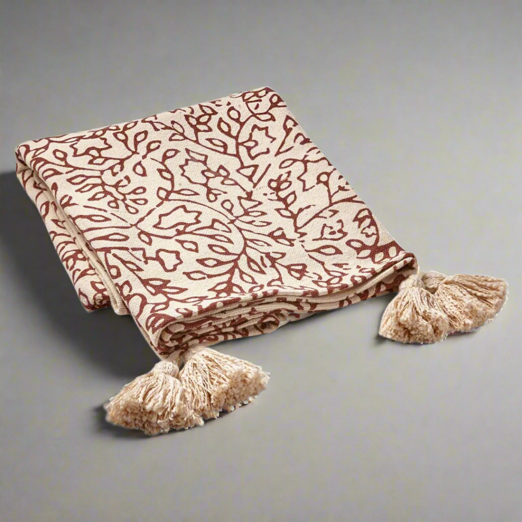 Throw Blanket with Vine Print