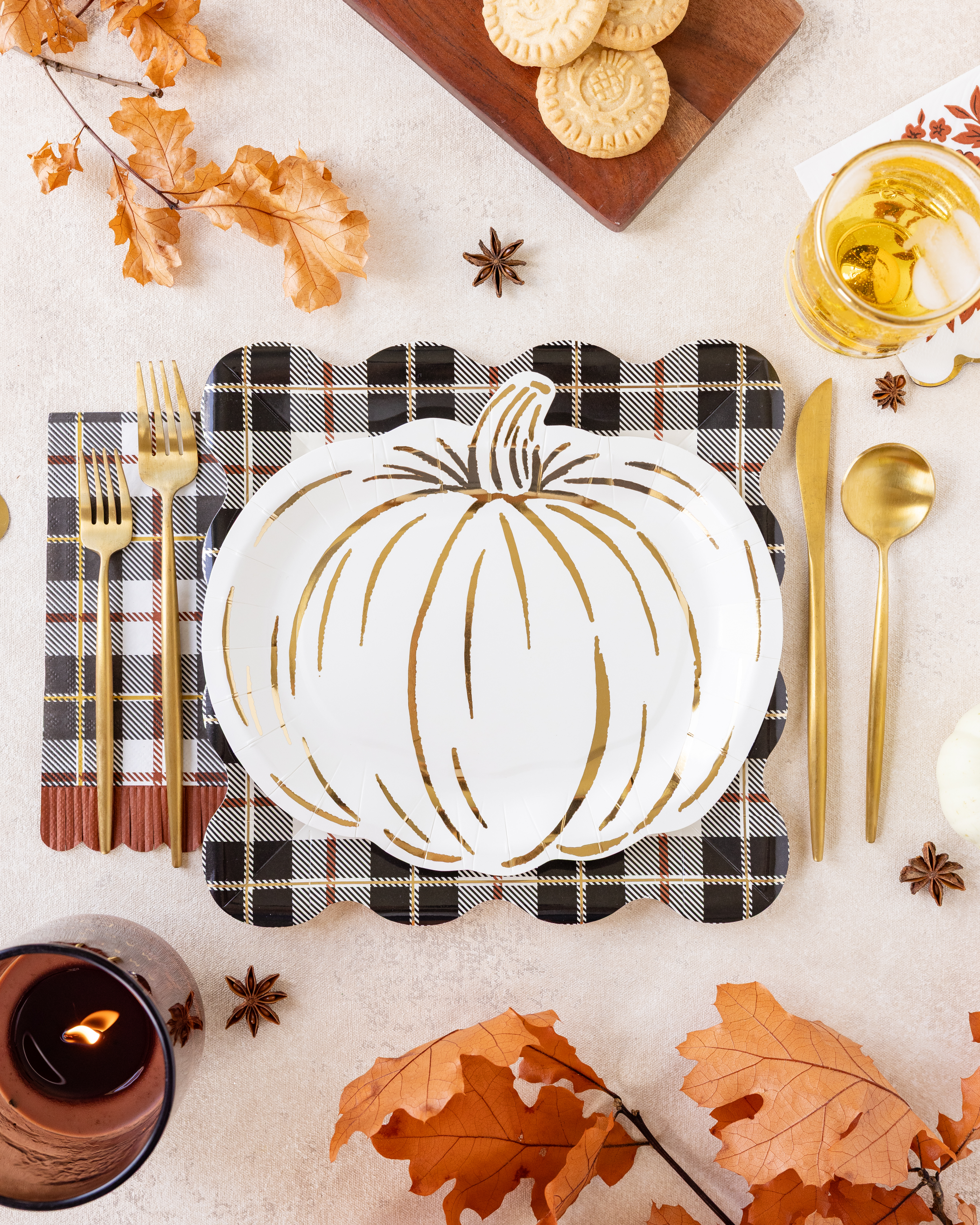 Cream Pumpkin Shaped Plate
