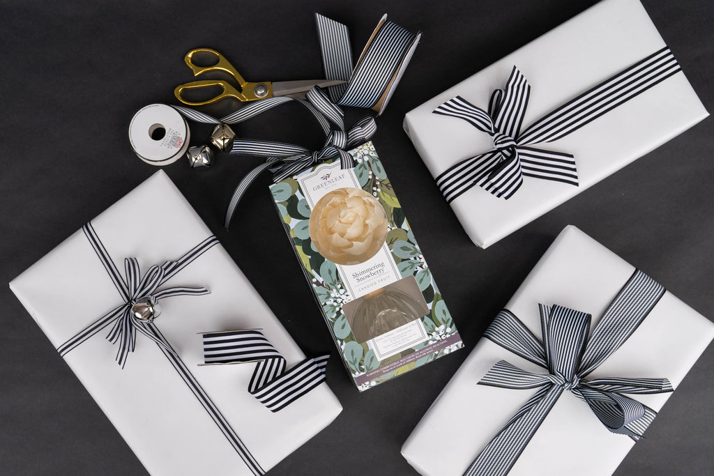 Shimmering Snowberry Flower Diffuser