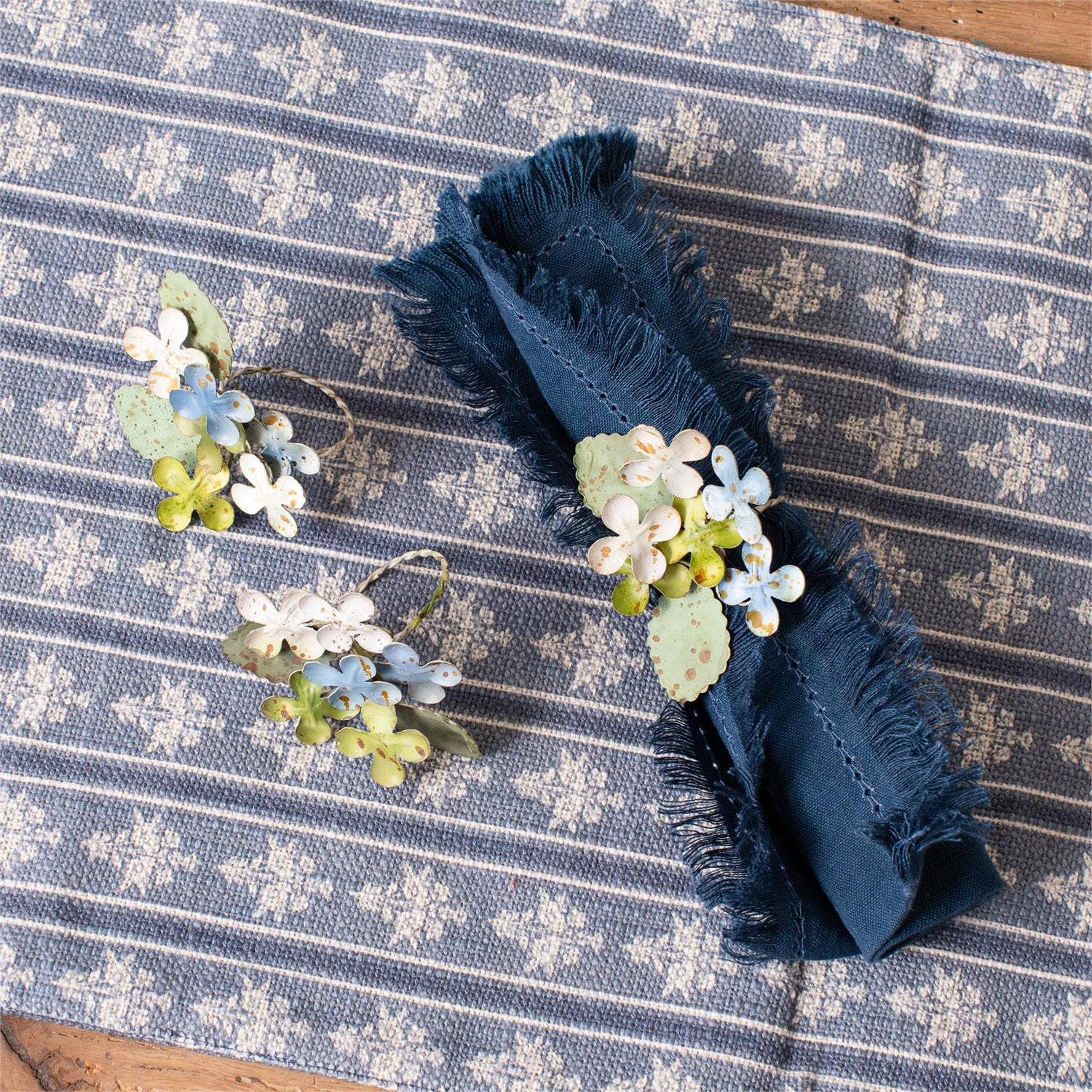 Dainty Metal Hydrangea Napkin Rings