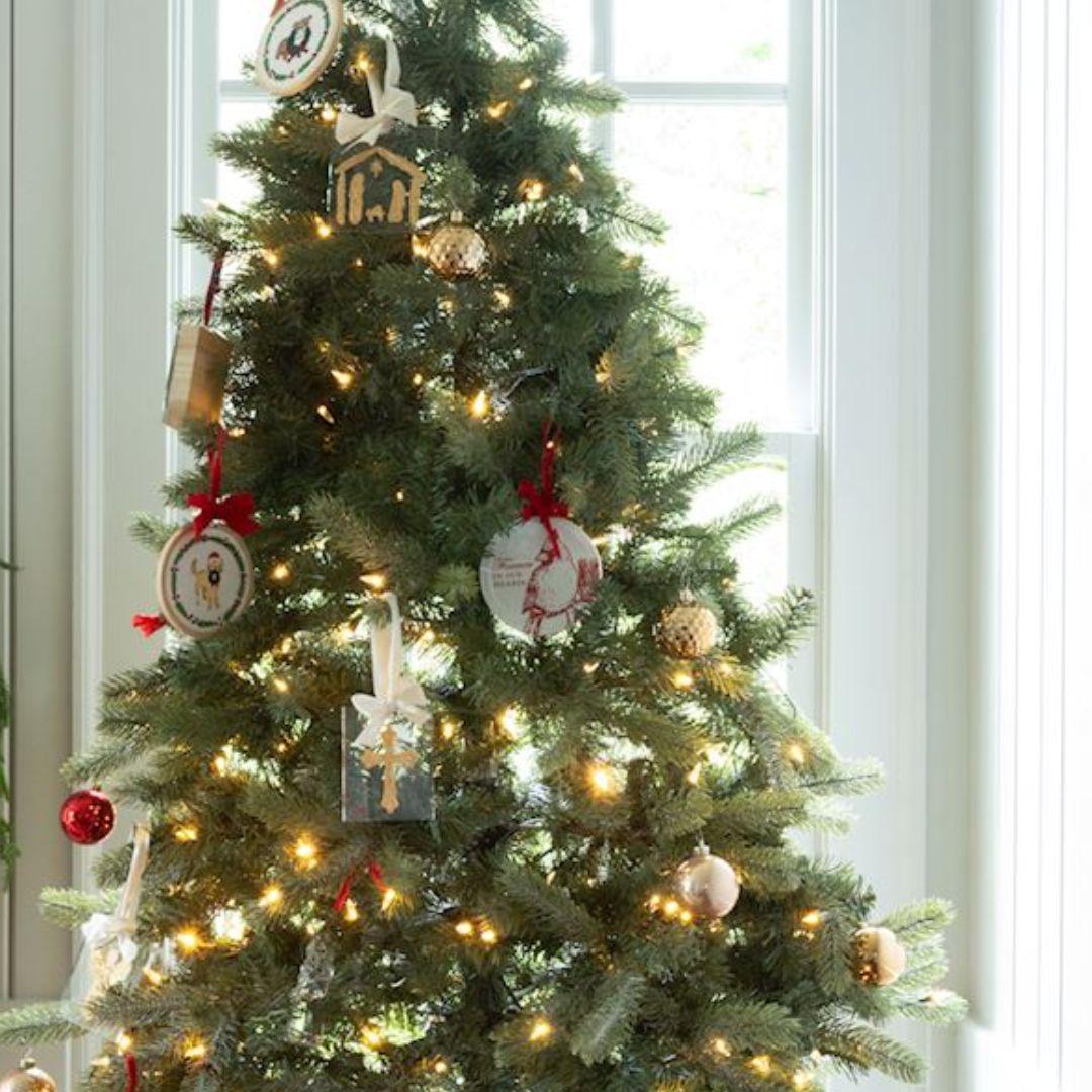 Cardinal Disc Ornament