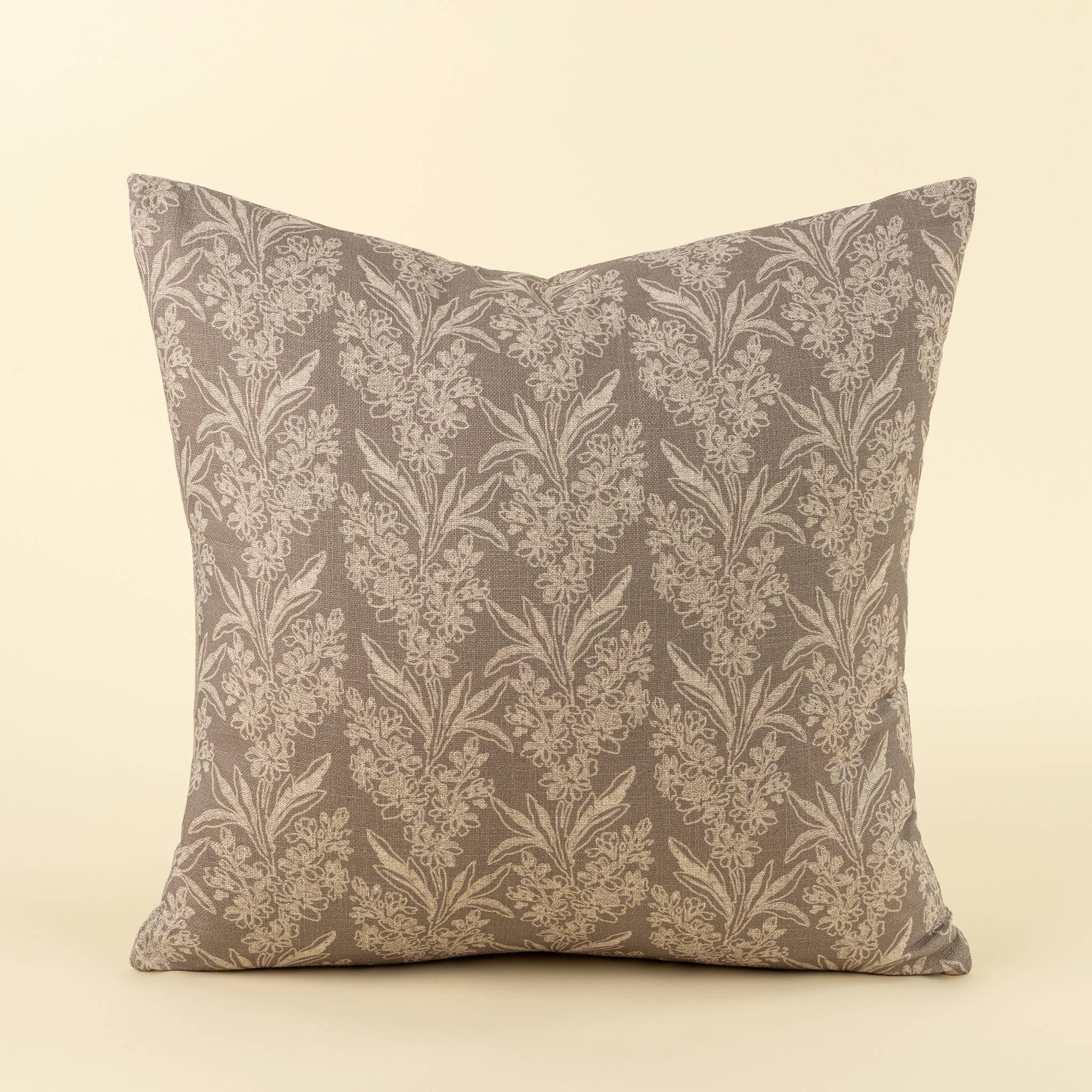 20x20 Clover Pillow