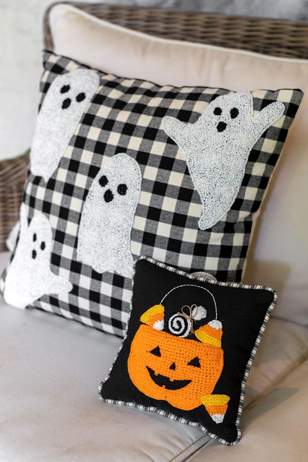 Ghost Beaded Halloween Pillow