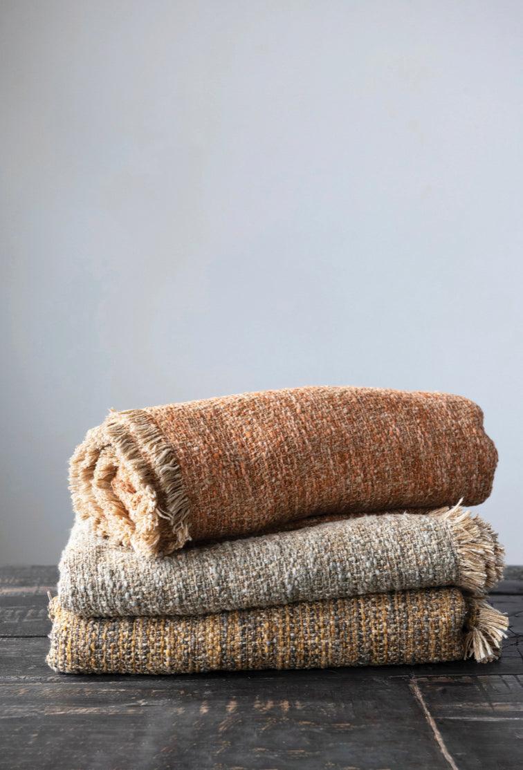 Boucle throw top