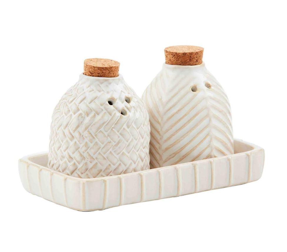 Cozy Cottage Salt & Pepper Set